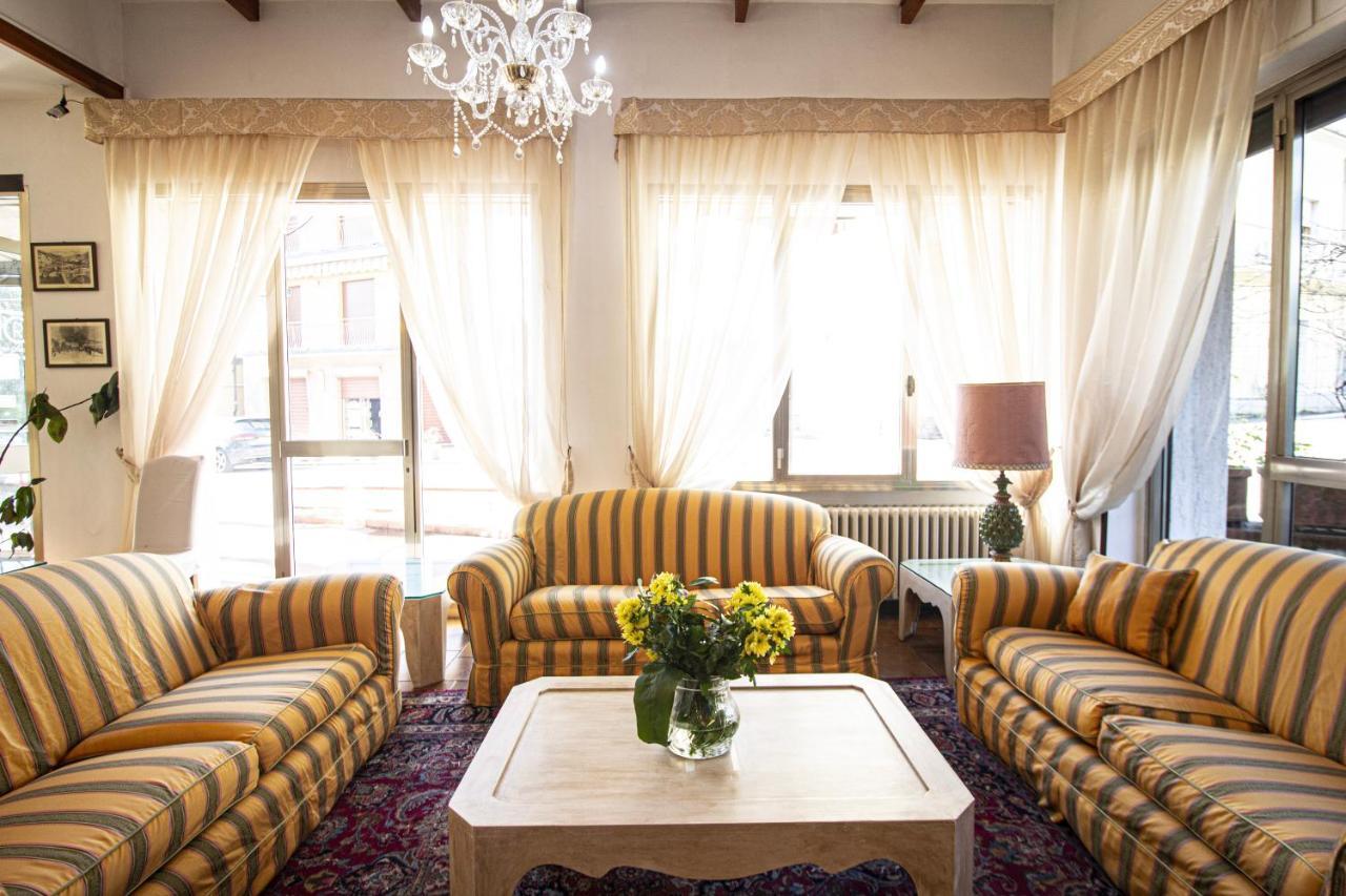 Hotel Prime - Montecatini ภายนอก รูปภาพ